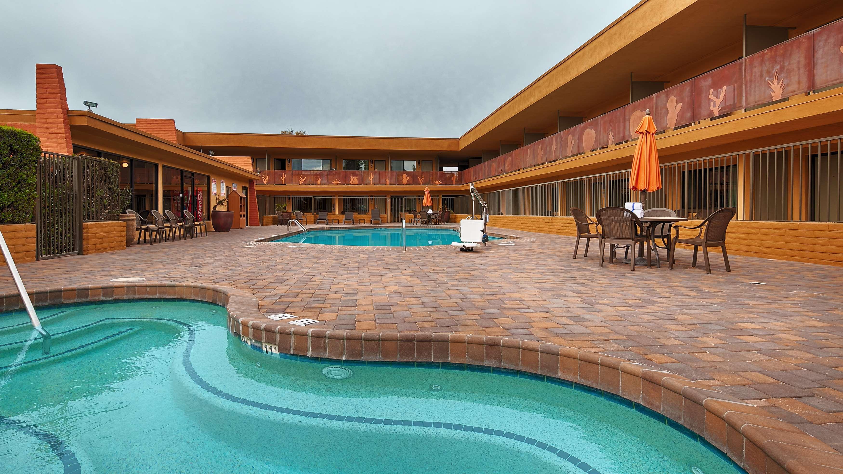 טוסון Best Western Royal Sun Inn & Suites מראה חיצוני תמונה